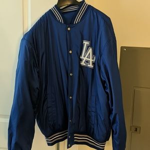 Beautiful Reversalable XL Dodgers Jacket